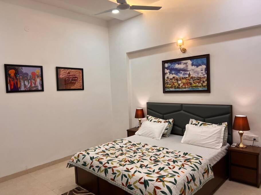 5Bhk Home Away From Home At Ranjit Avenue 암리차르 외부 사진