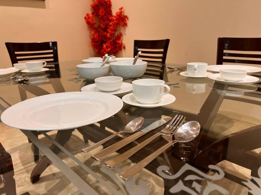 5Bhk Home Away From Home At Ranjit Avenue 암리차르 외부 사진
