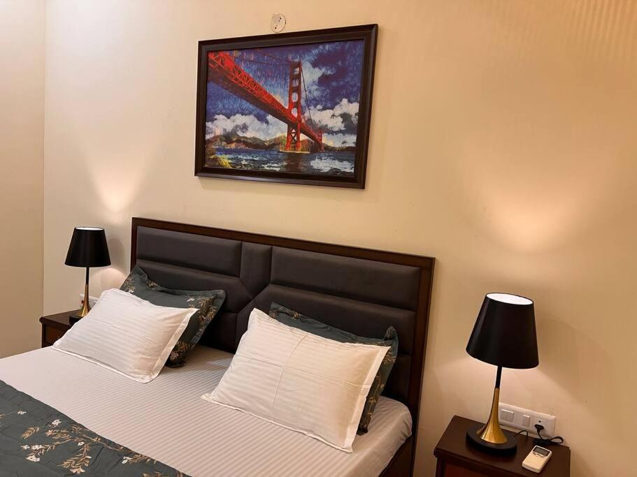 5Bhk Home Away From Home At Ranjit Avenue 암리차르 외부 사진